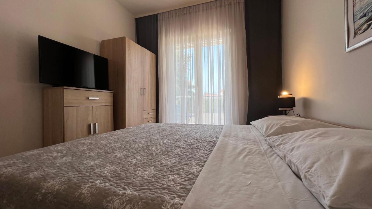 Ferienwohnung House Roca Vodice Exterior foto