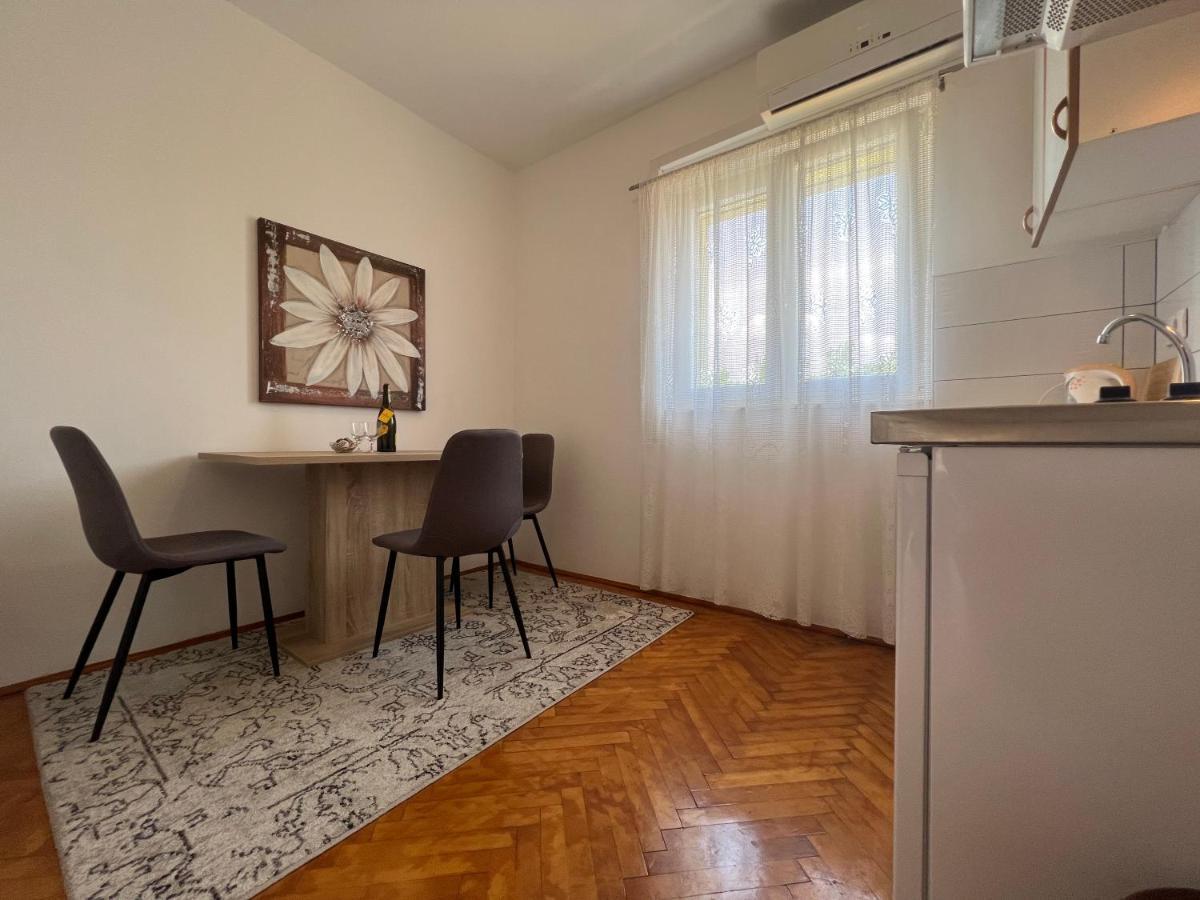 Ferienwohnung House Roca Vodice Exterior foto